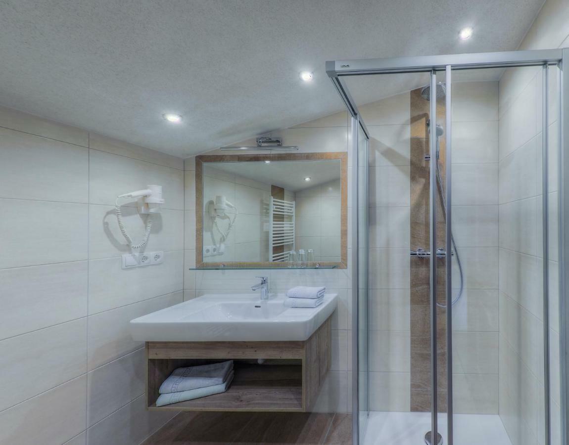 Landhaus Zum Griena ไมย์อาโฮเฟิน ภายนอก รูปภาพ